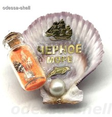 Магнит Черное морецветной гребешок(внутри золотая наклейка слово и парус)+бутылочка с цветн.песком и натур.ракушкой
опт от 2шт!!!