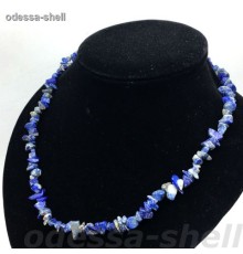 Бусы из камняиз натурального камня лазурит (мелкая крошка на леске с замком) длинна 46см+4см
опт от 3шт