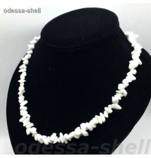 Бусы из камняиз натурального камня агат белый (мелкая крошка на леске с замком) длинна 46см+4см
опт от 3шт